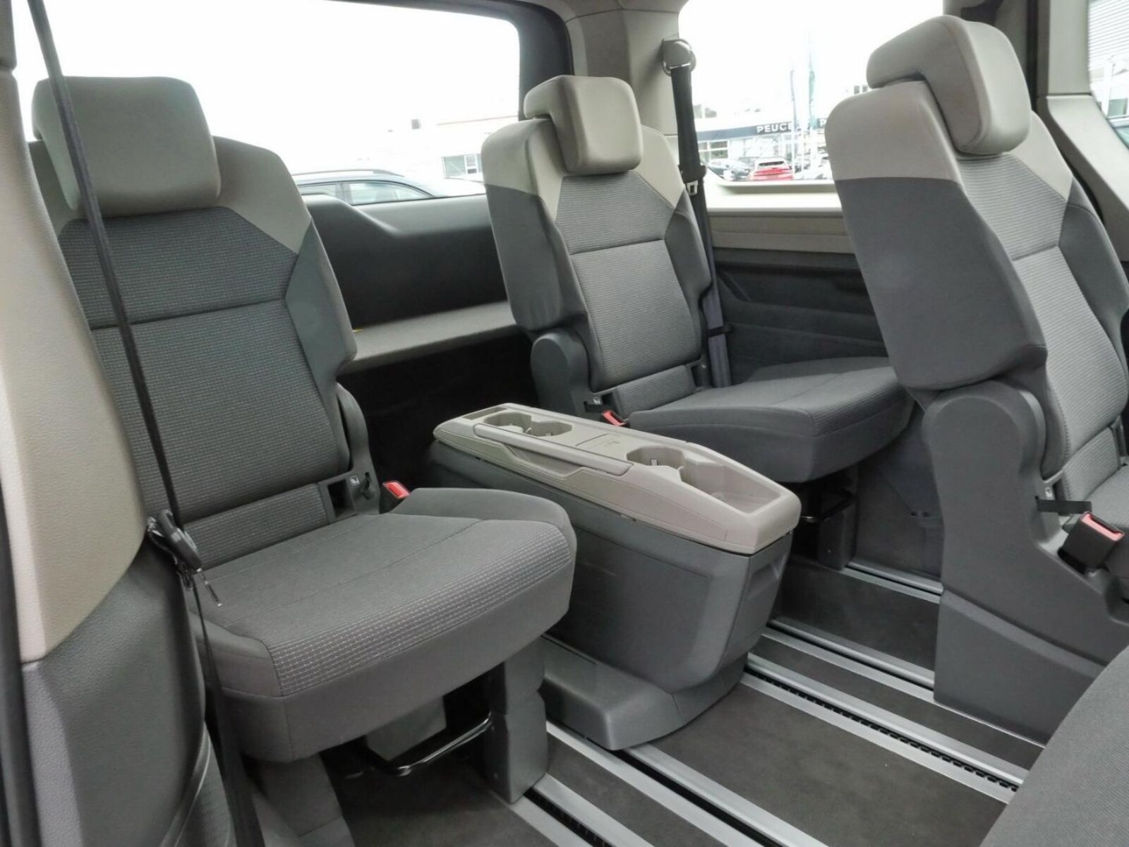 Volkswagen Multivan – Bild 17