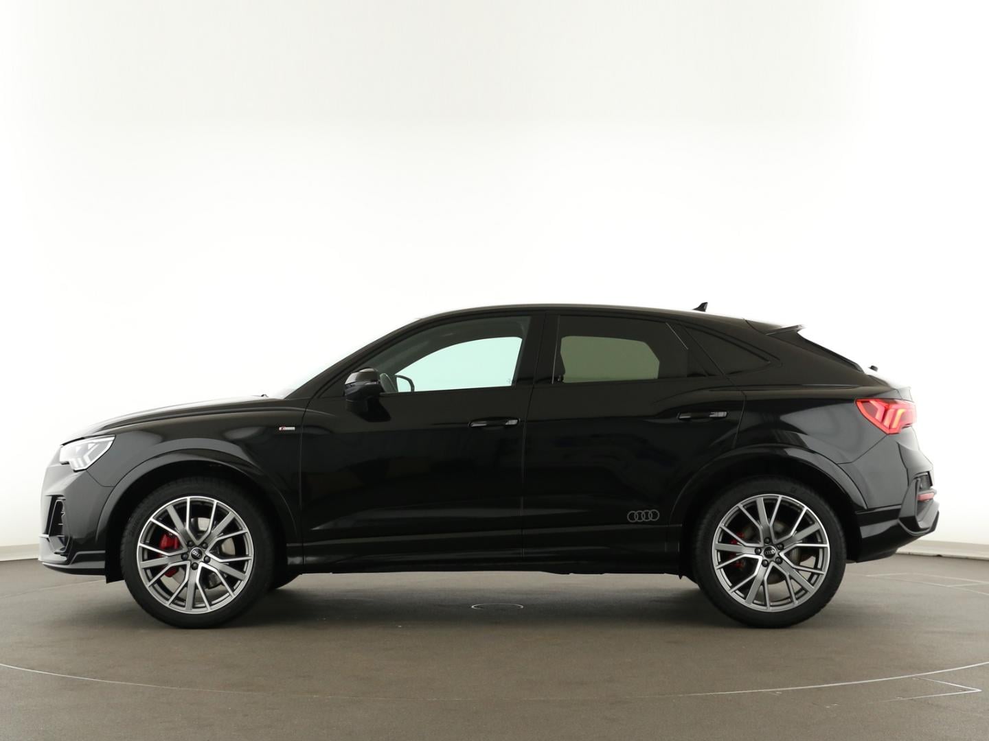Bild über Audi Q3 Sportback S line 45 TFSI quattro S tronic - für weitere Informationen kontaktieren Sie den Audi Partner