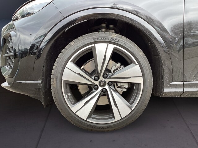 Image about Audi Q5 SUV TDI quattro 150 kW S tronic