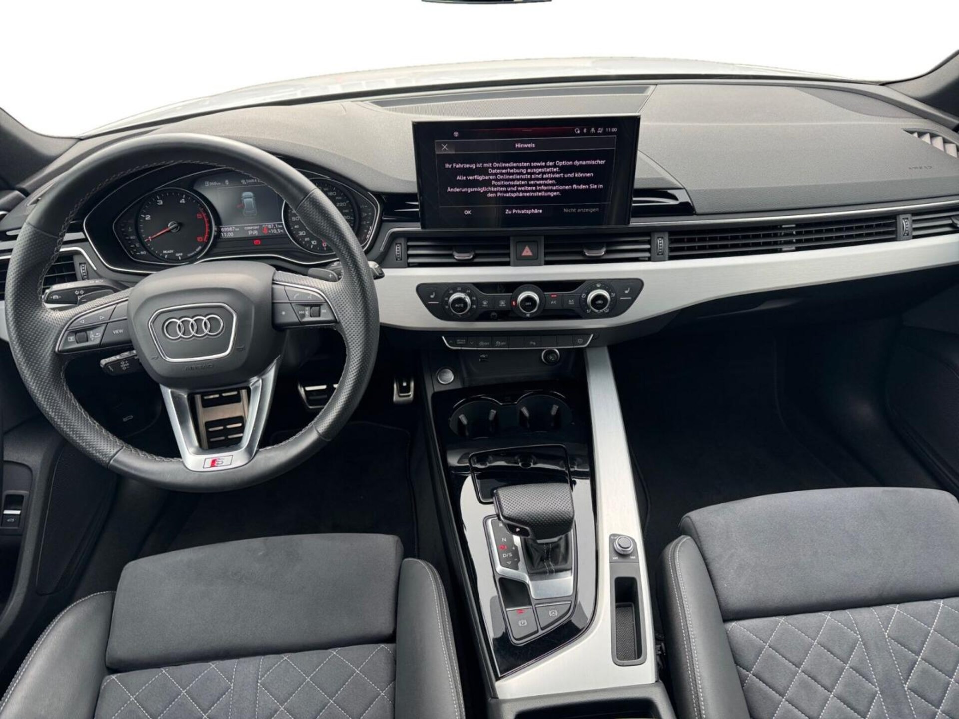Audi A4 Avant S line