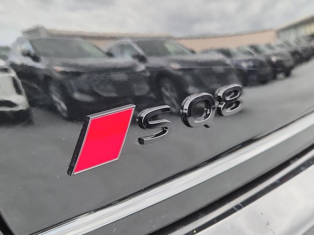 2026 Audi SQ8 Prestige - Photo 11