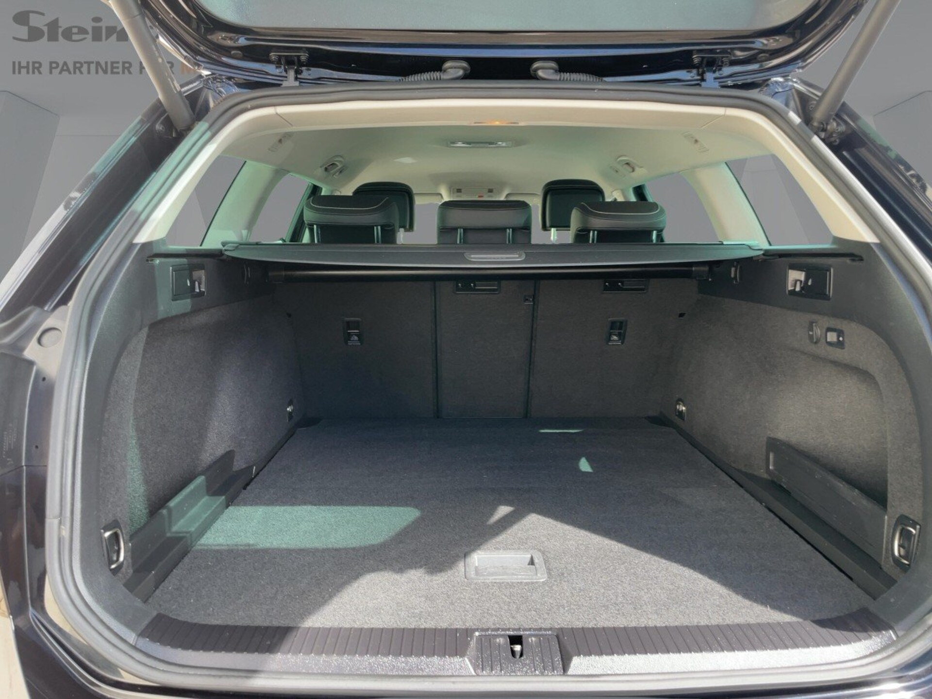 Volkswagen Passat Variant Elegance
