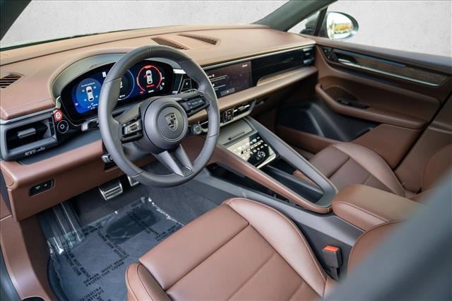 2025 Porsche Macan Electric