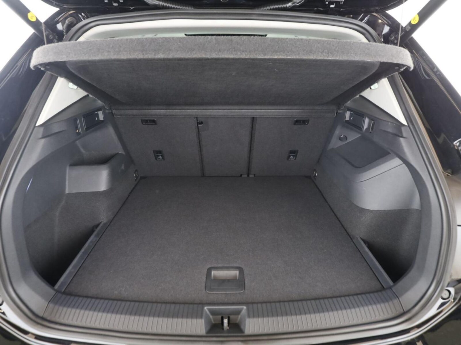 Volkswagen Tiguan – Bild 11