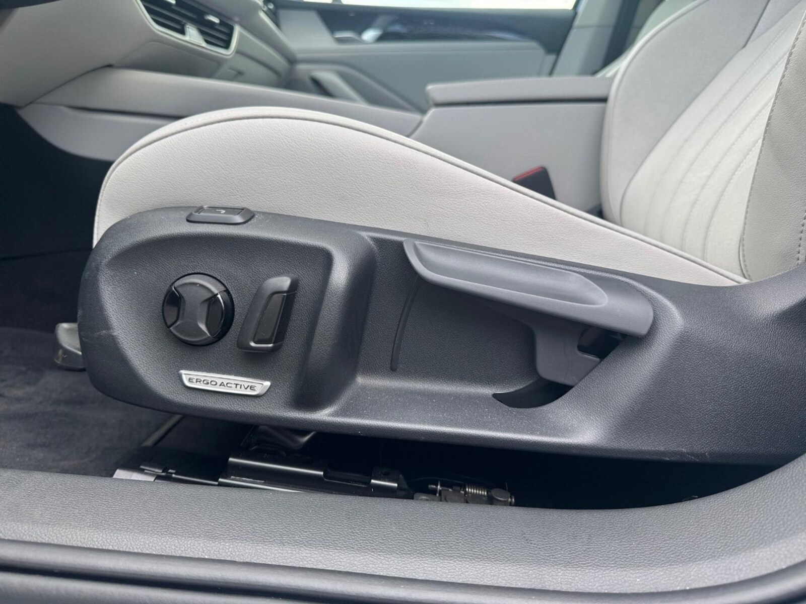 Volkswagen Passat – Bild 10