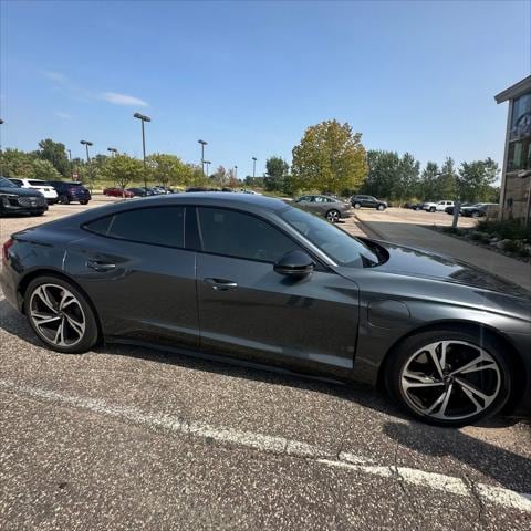 Used 2022 Audi e-tron GT Prestige with VIN WAUEJBFW2N7009367 for sale in Maplewood, Minnesota