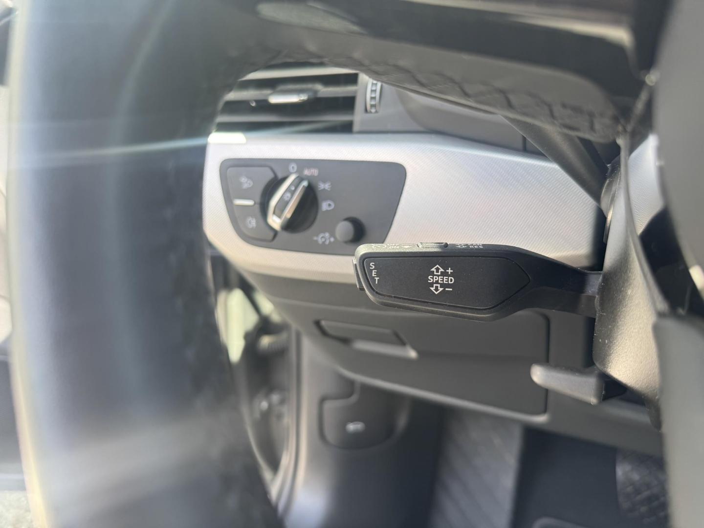 Image about Audi A4 allroad quattro Design 40 TDI 150 kW (204 ch) S tronic