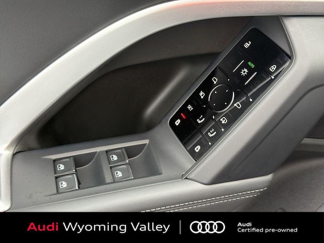2025 Audi Q5 Premium - Photo 23