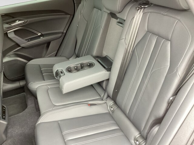 Image about Audi Q5 SUV TDI quattro 150 kW S tronic