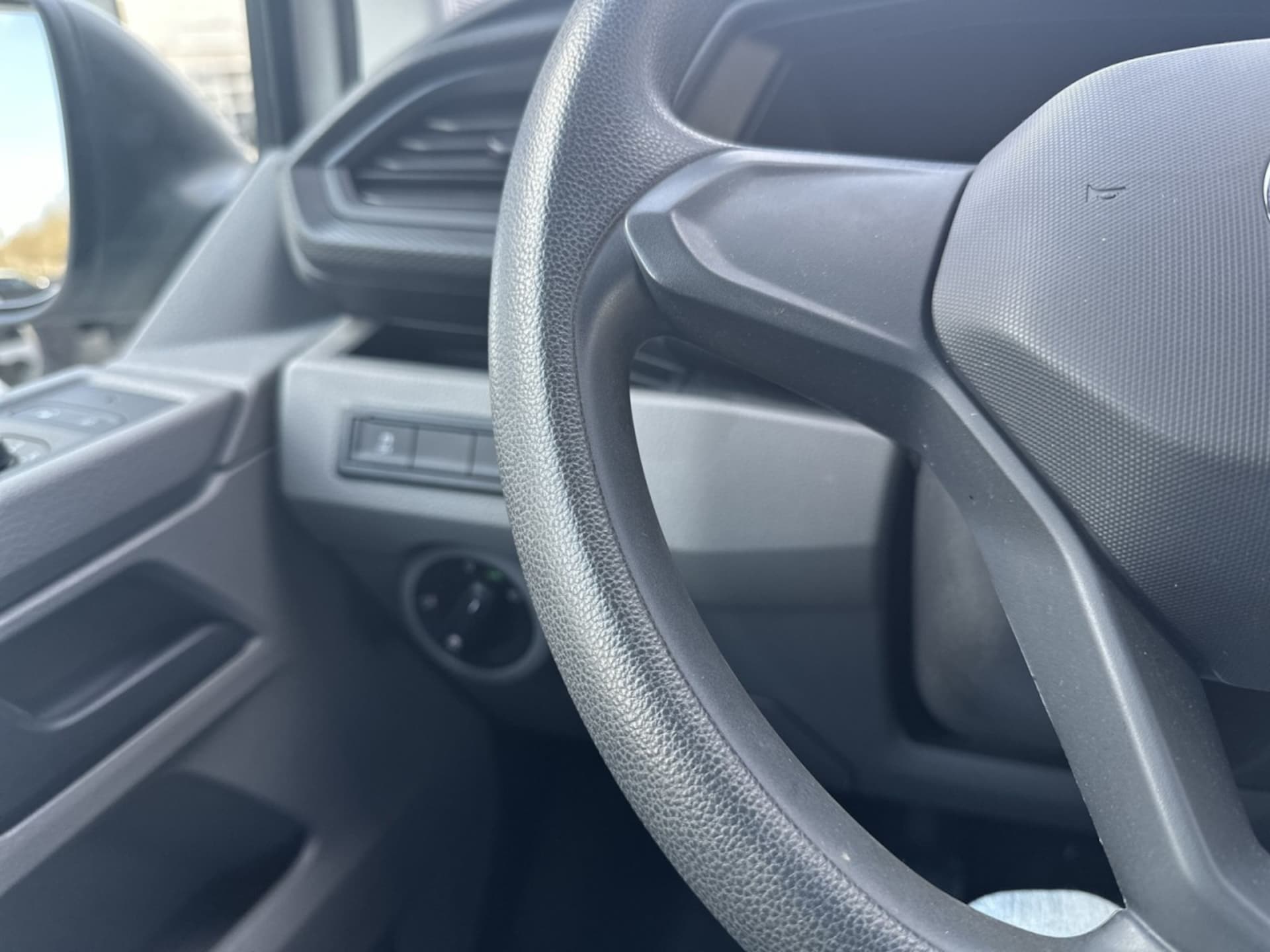 Volkswagen T6.1 Transporter Kasten kurzer Radstand
