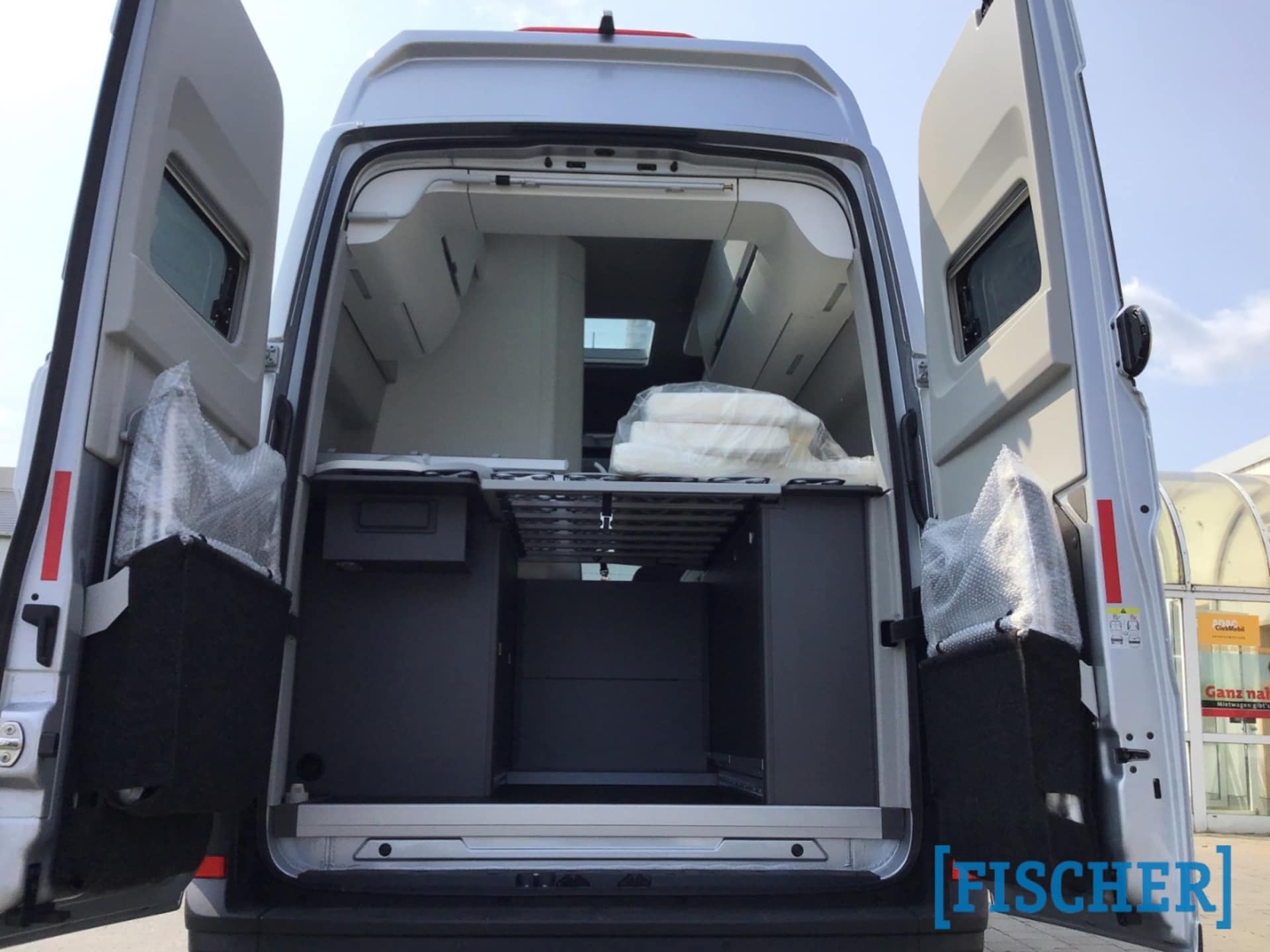 Volkswagen Grand California 600