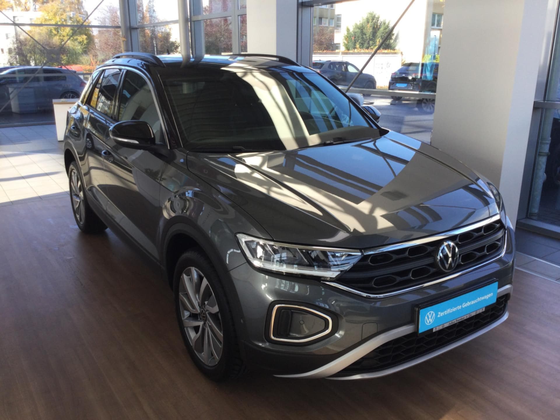Volkswagen T-Roc Life