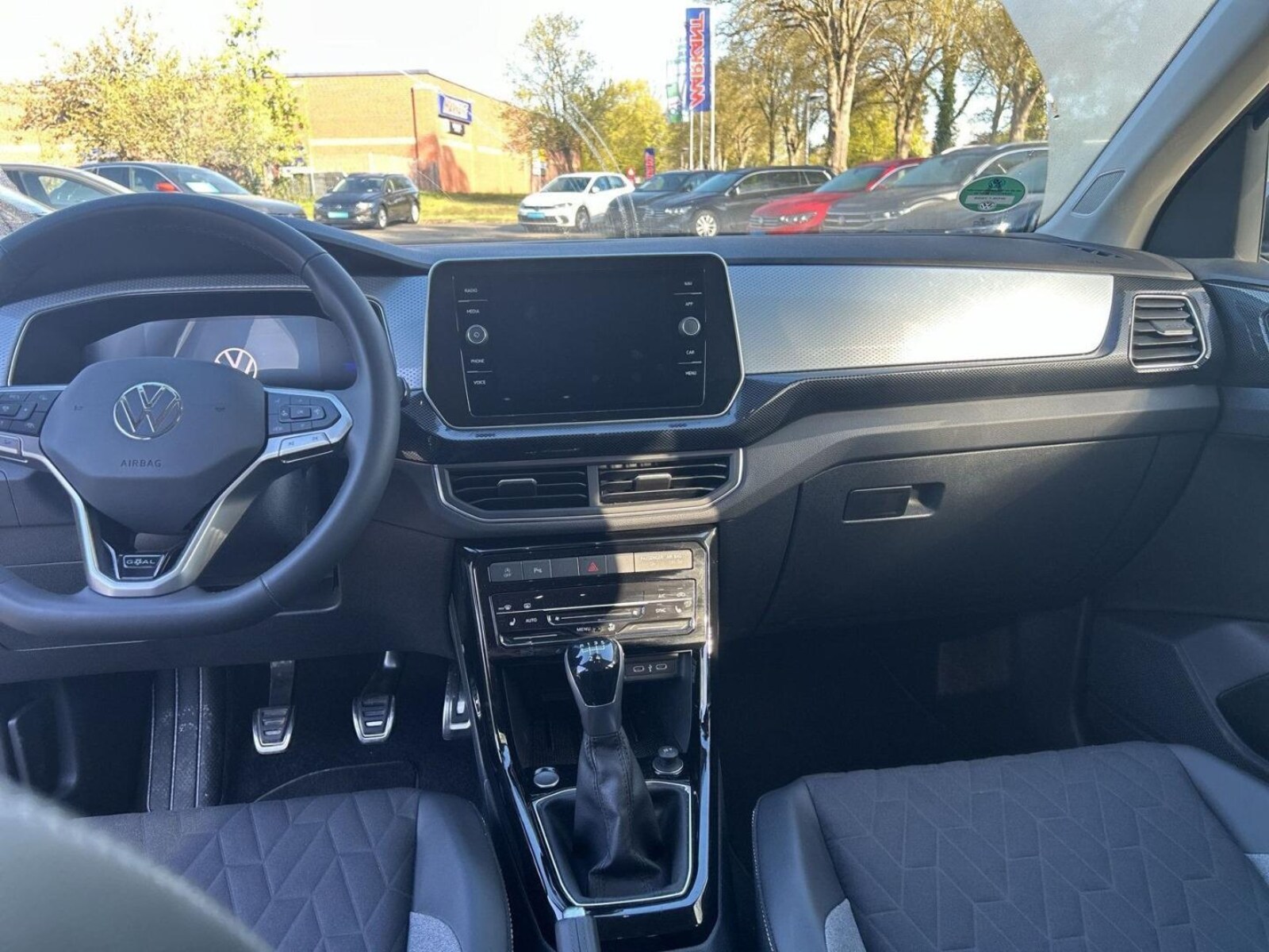 Volkswagen T-Cross – Bild 10