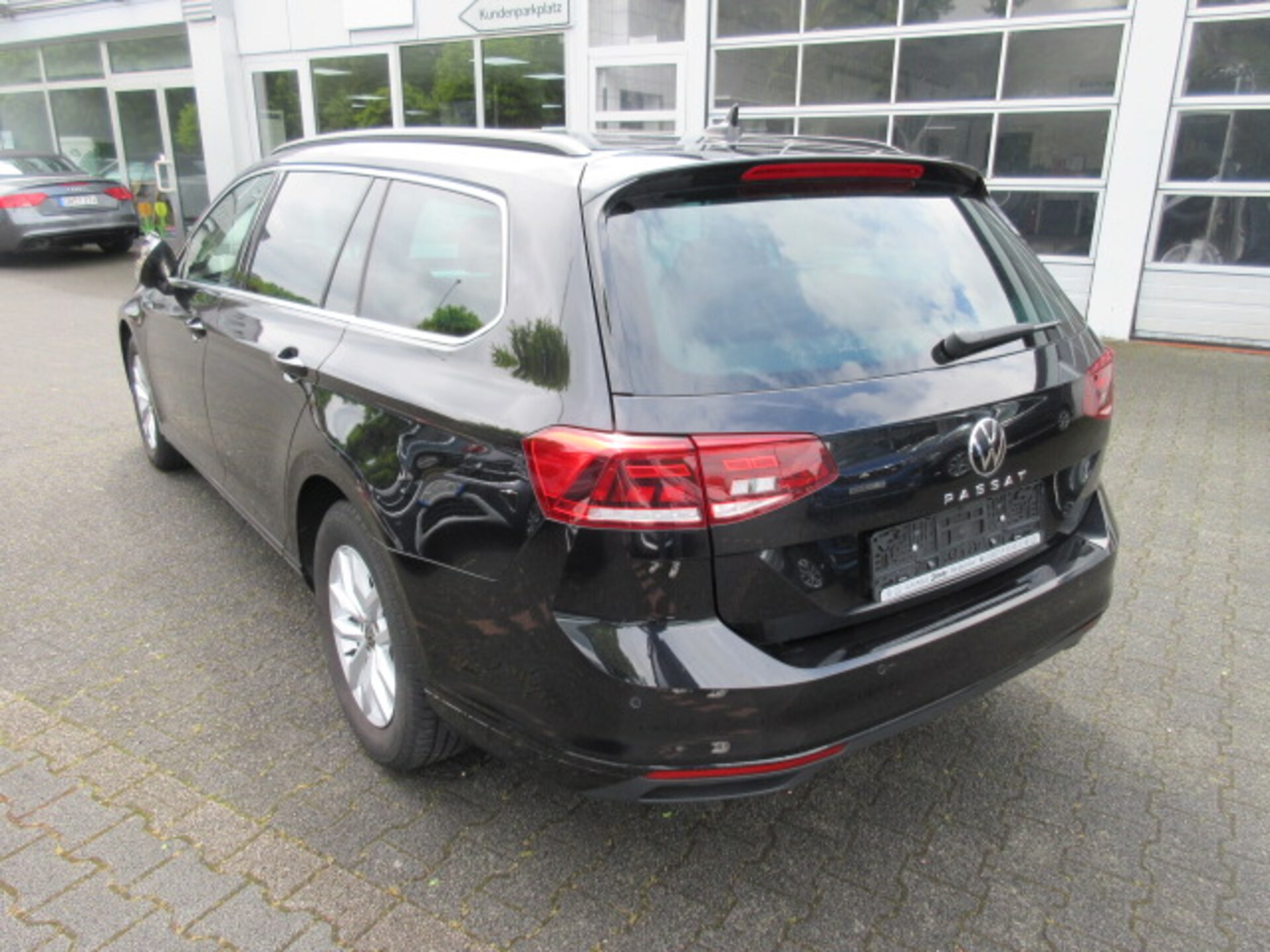 Volkswagen Passat Variant Business