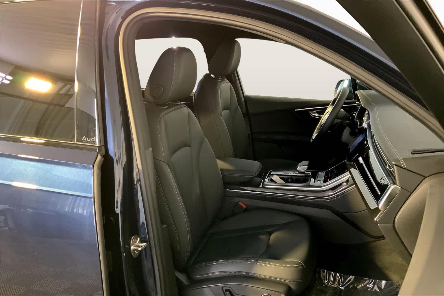 2026 Audi Q7 Premium Plus - Photo 8