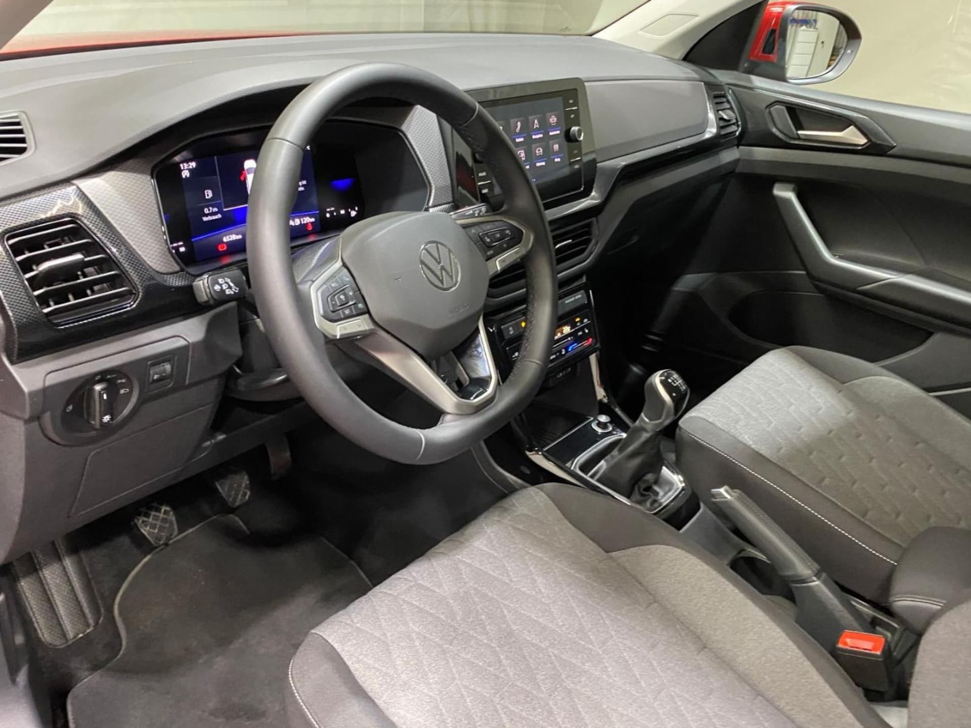 Volkswagen T-Cross Life