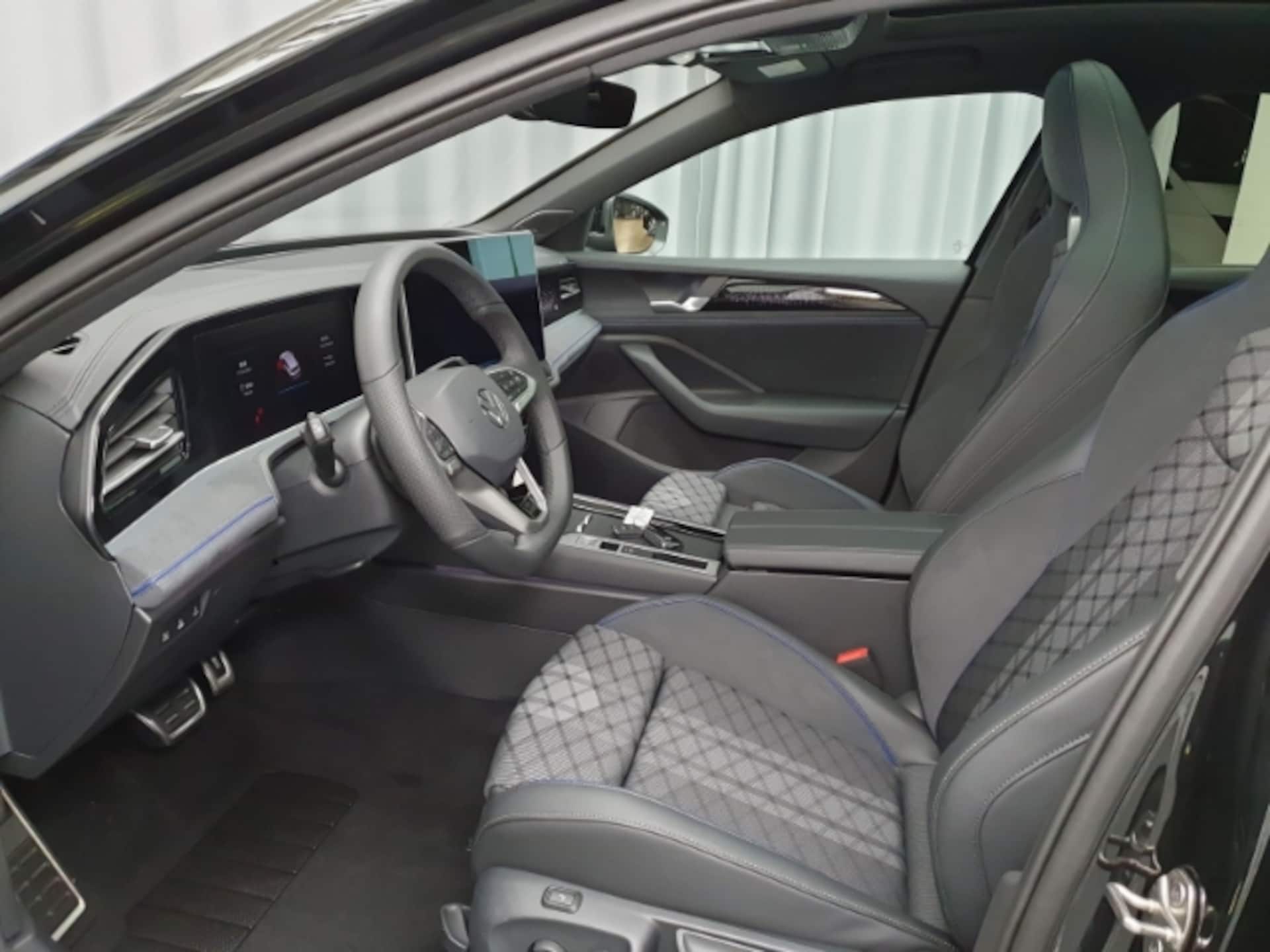 Volkswagen Passat R-Line