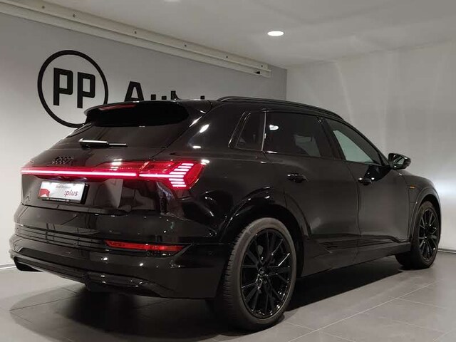 Image de Audi e-tron Black Edition S line 55 quattro 300,00 kW - for more details contact your dealer