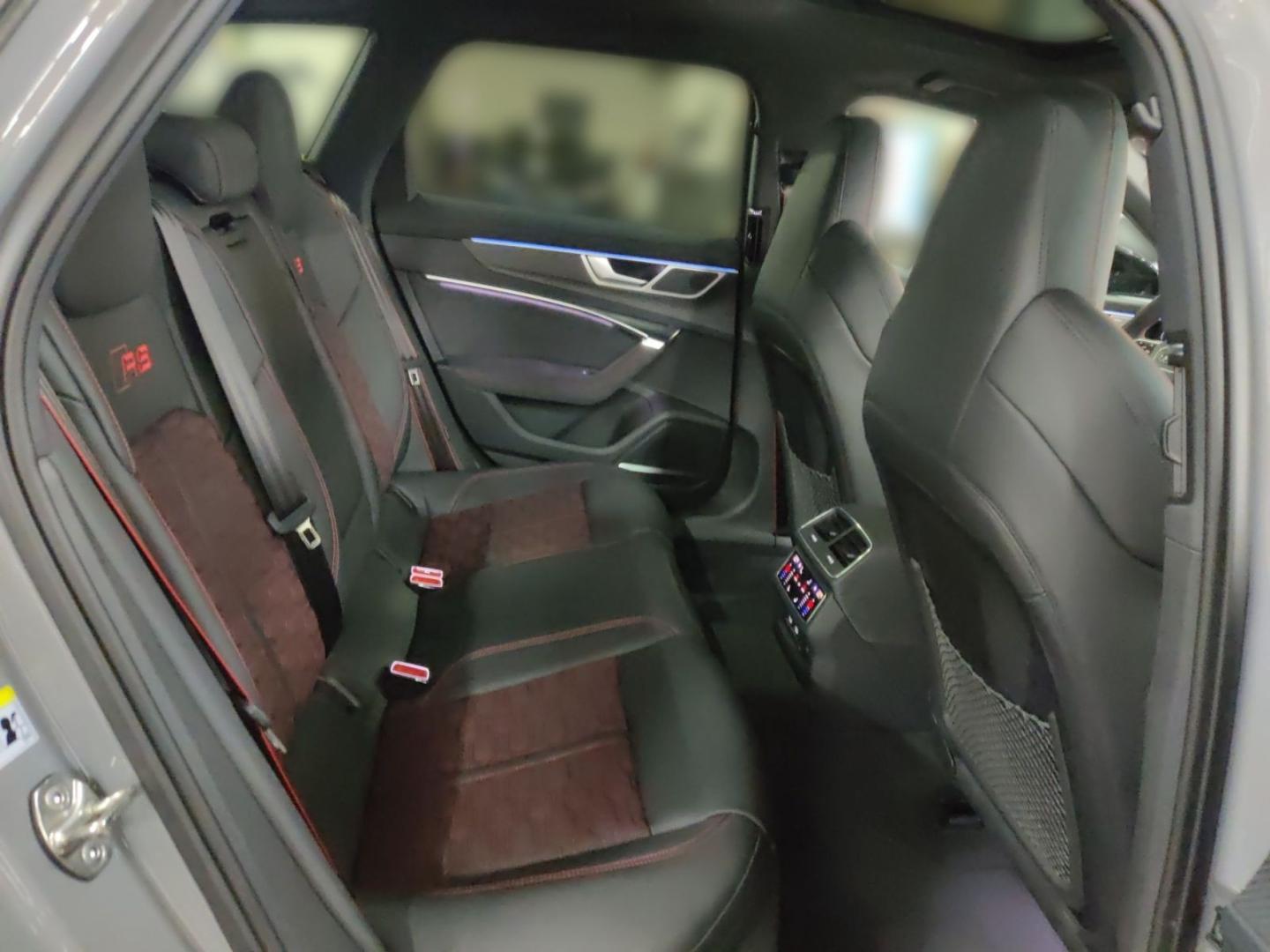 Image about Audi RS 6 Avant performance quattro tiptronic