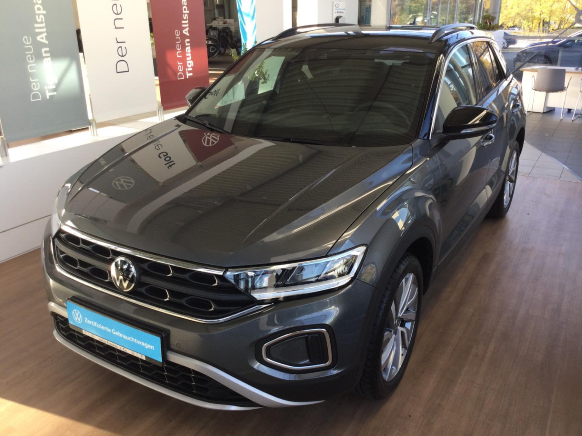Volkswagen T-Roc Life