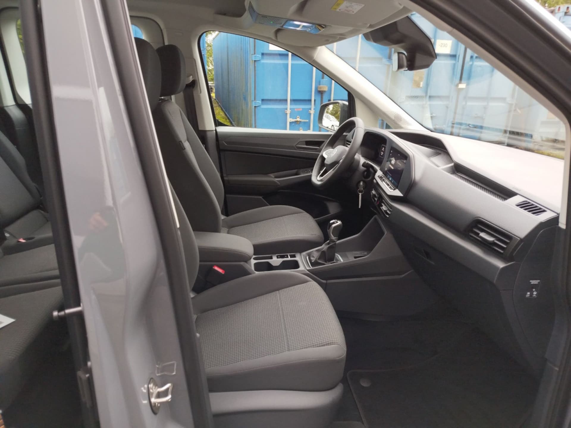 Volkswagen Caddy Basis-Modell