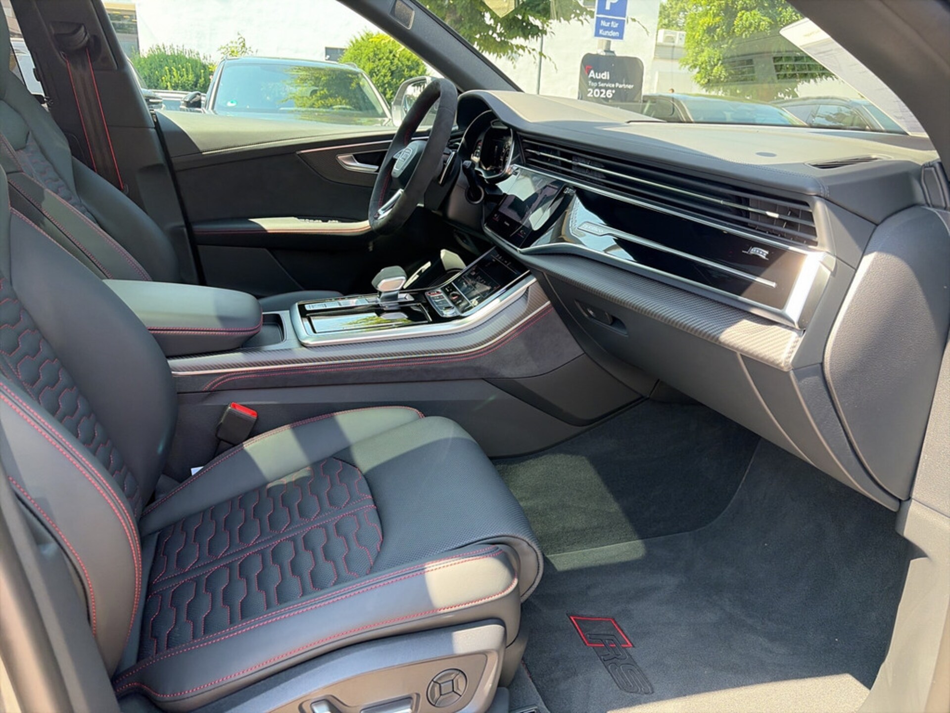 Audi RS Q8 SUV