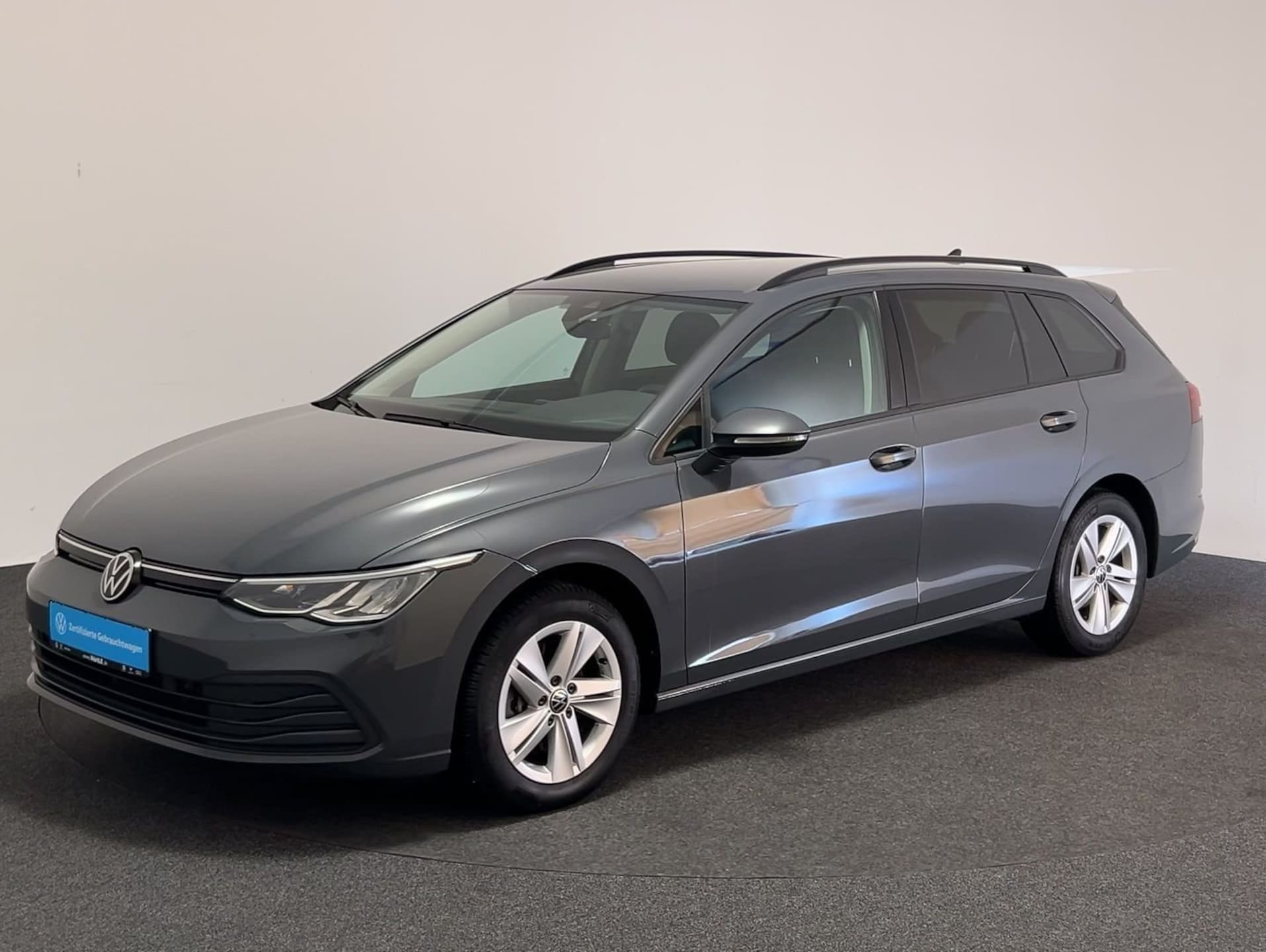 Volkswagen Golf Variant Life