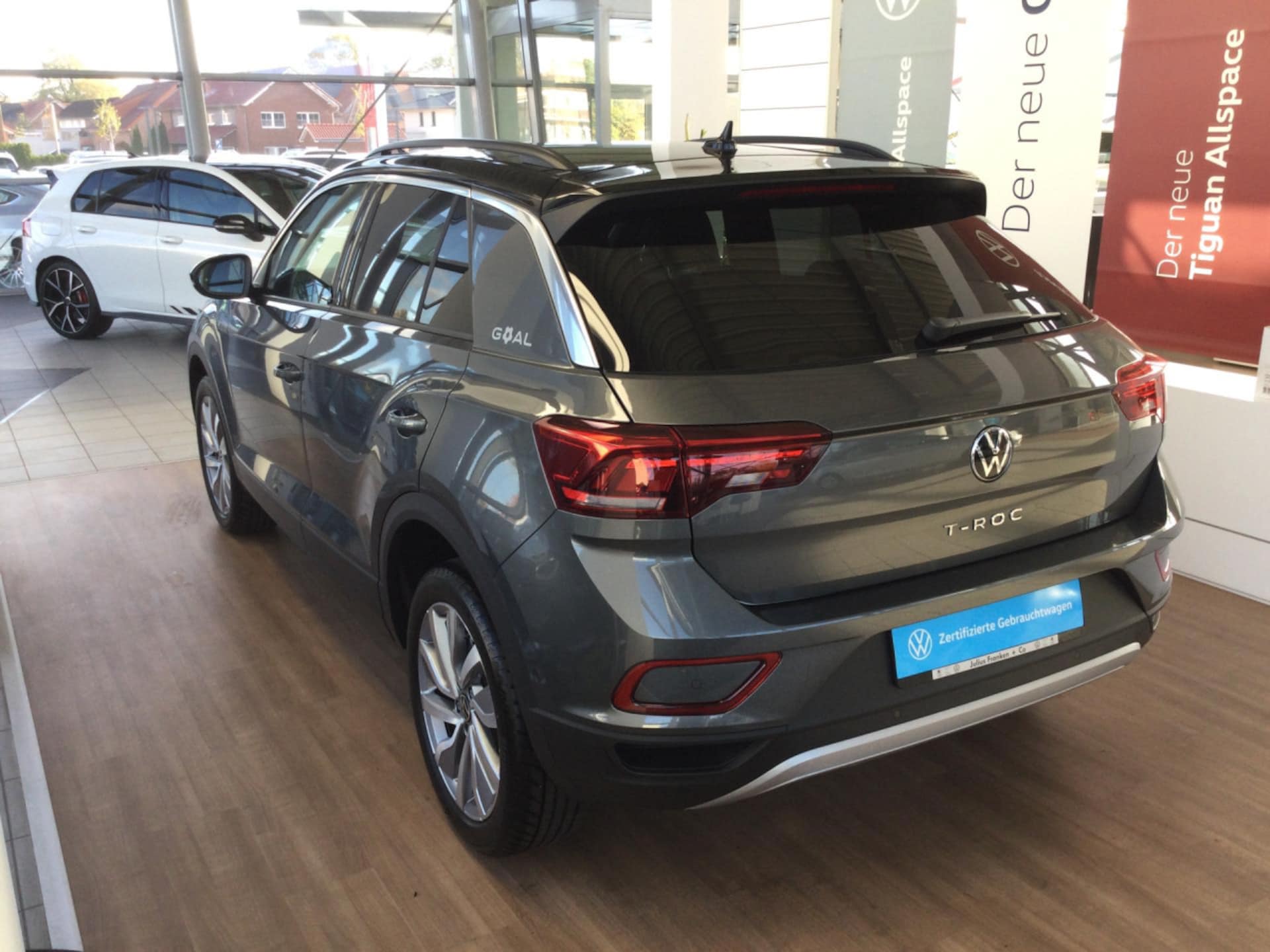 Volkswagen T-Roc Life