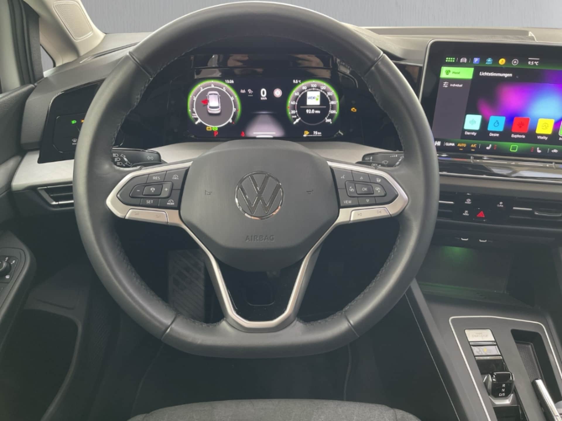 Volkswagen Golf Life
