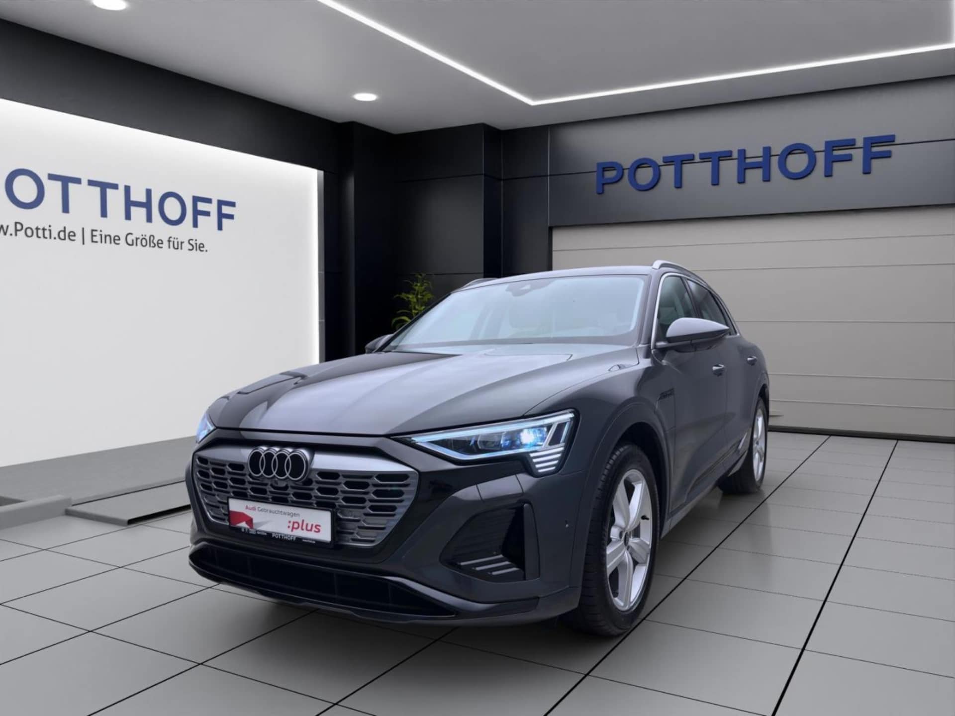 Audi Q8 e-tron S line