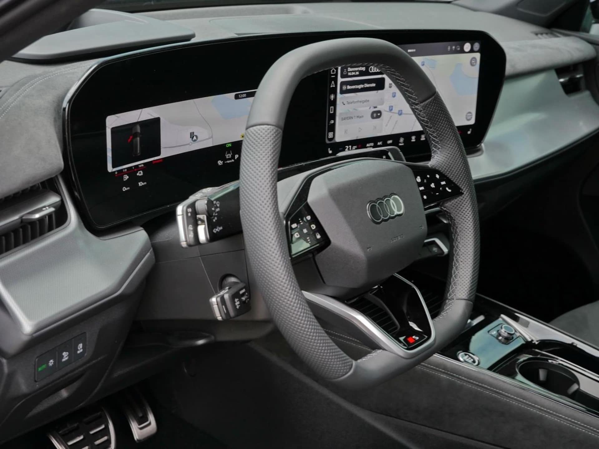 Audi Q3 SUV e-hybrid