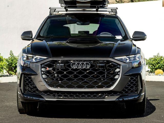 2026 Audi RS Q8 SUV performance