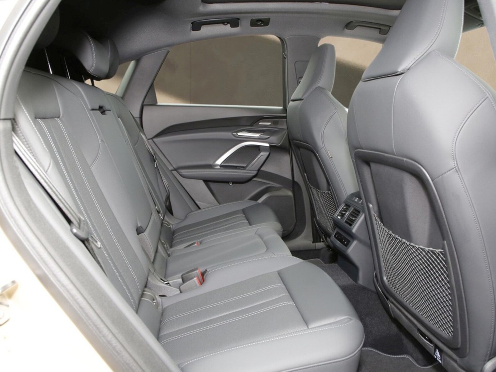 Audi Q5 Sportback – Bild 10
