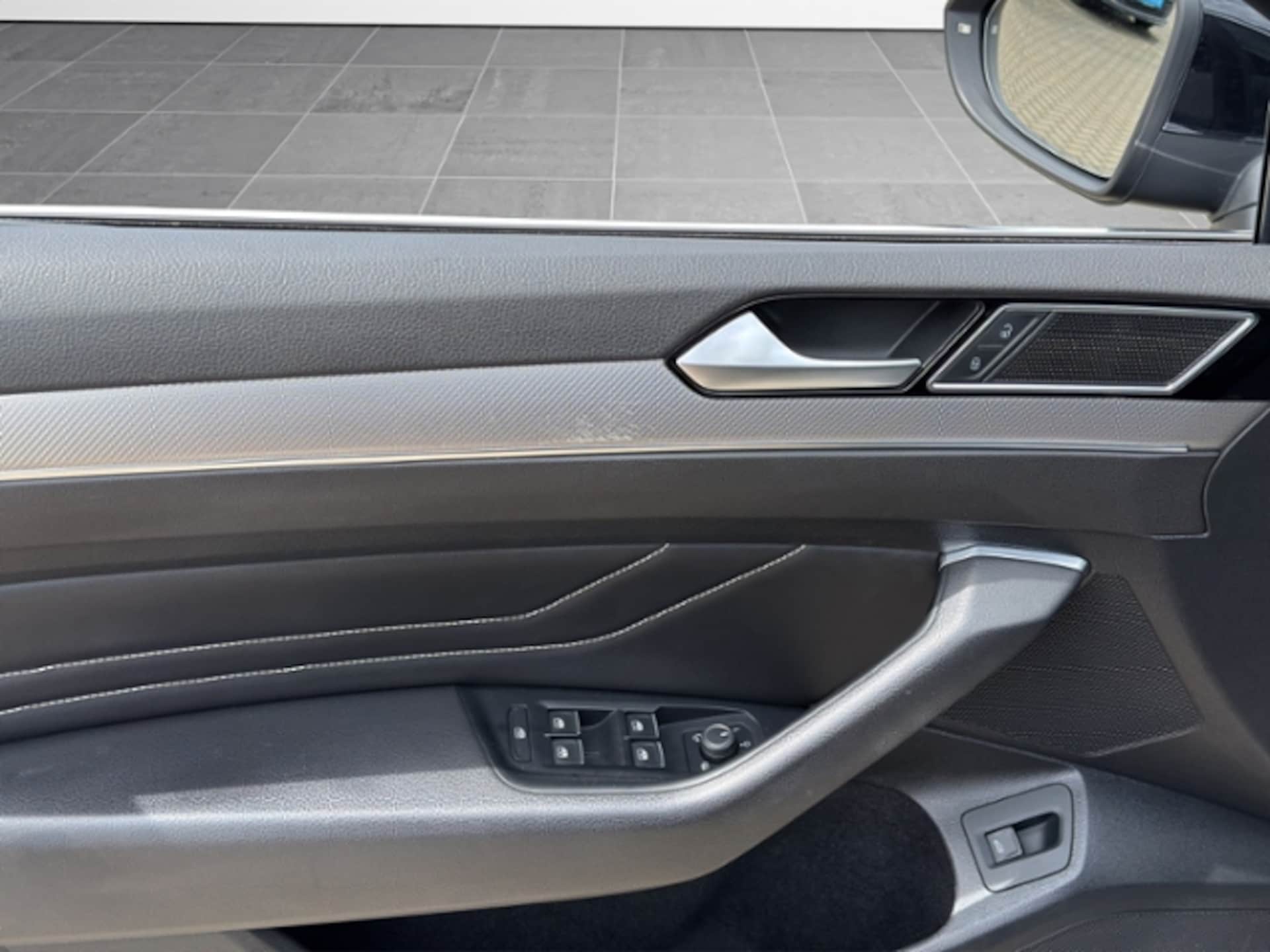 Volkswagen Passat Variant Elegance
