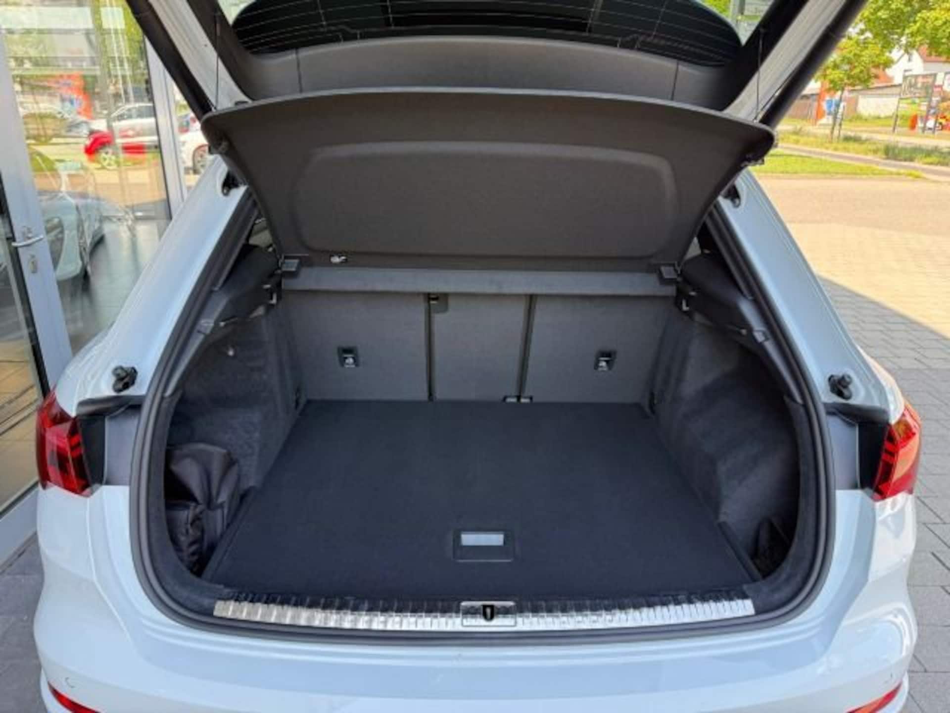 Audi Q3 SUV S line