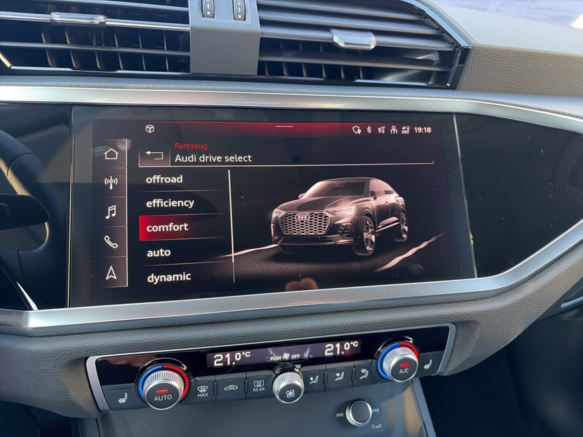 Audi Q3 Sportback S line