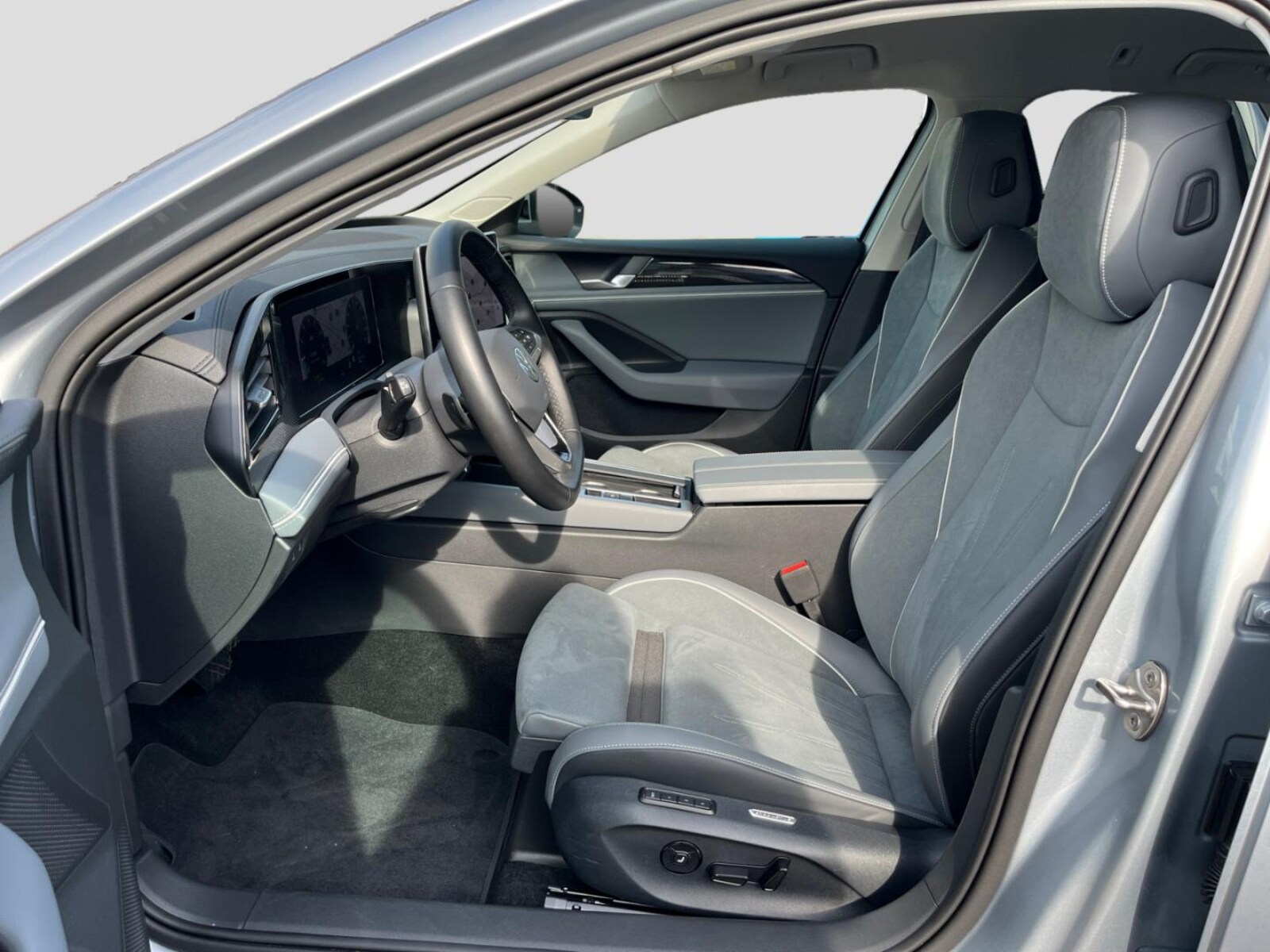 Volkswagen Passat – Bild 11