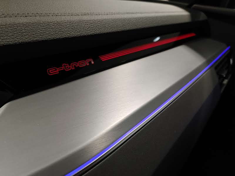 Image about Audi e-tron S line 55 quattro 300,00 kW