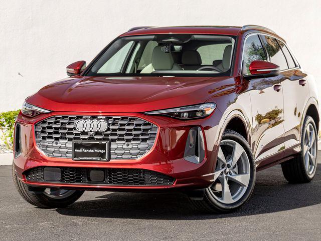 2026 Audi Q5 Premium Plus quattro's photo