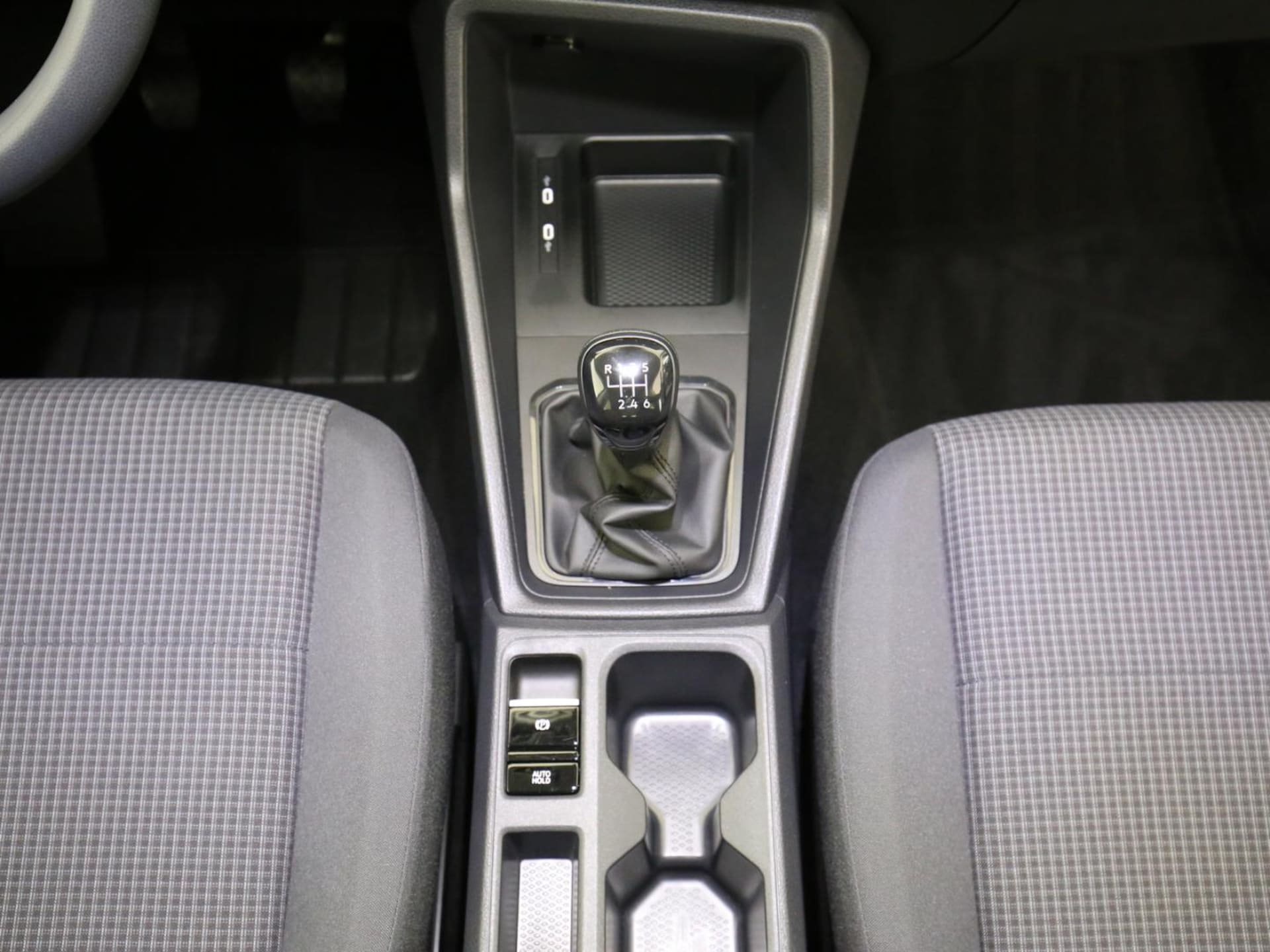 Volkswagen Caddy Basis-Modell