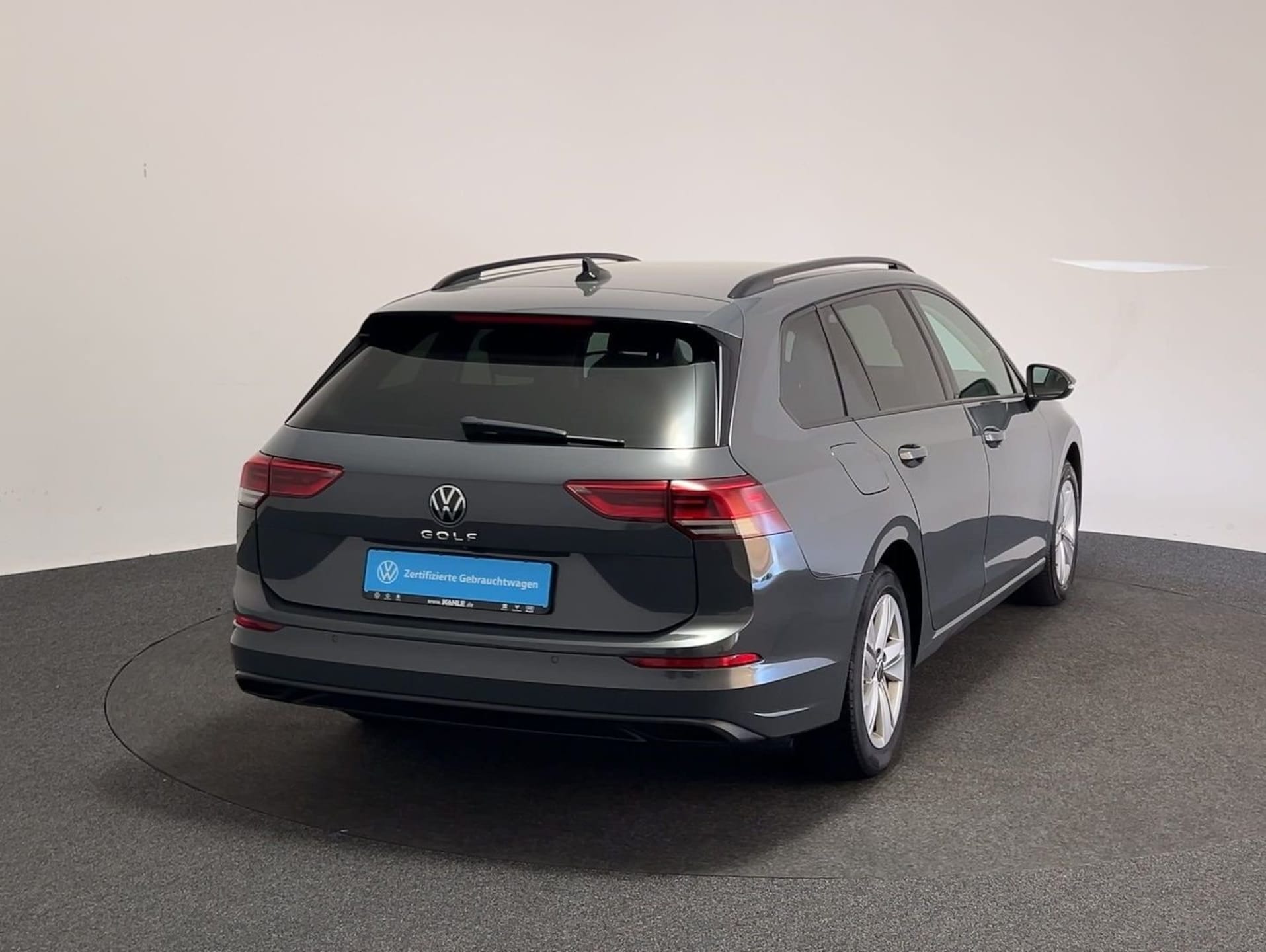 Volkswagen Golf Variant Life