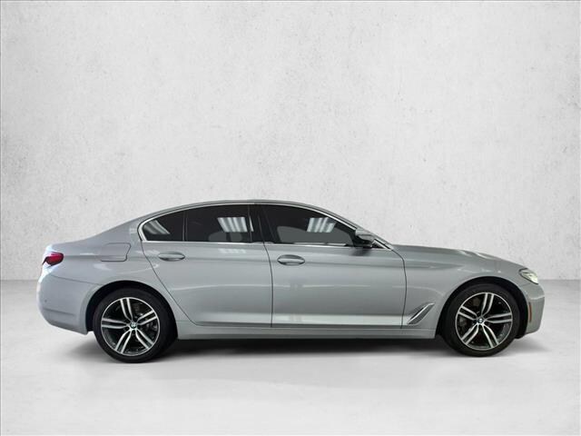 2021 BMW 530i