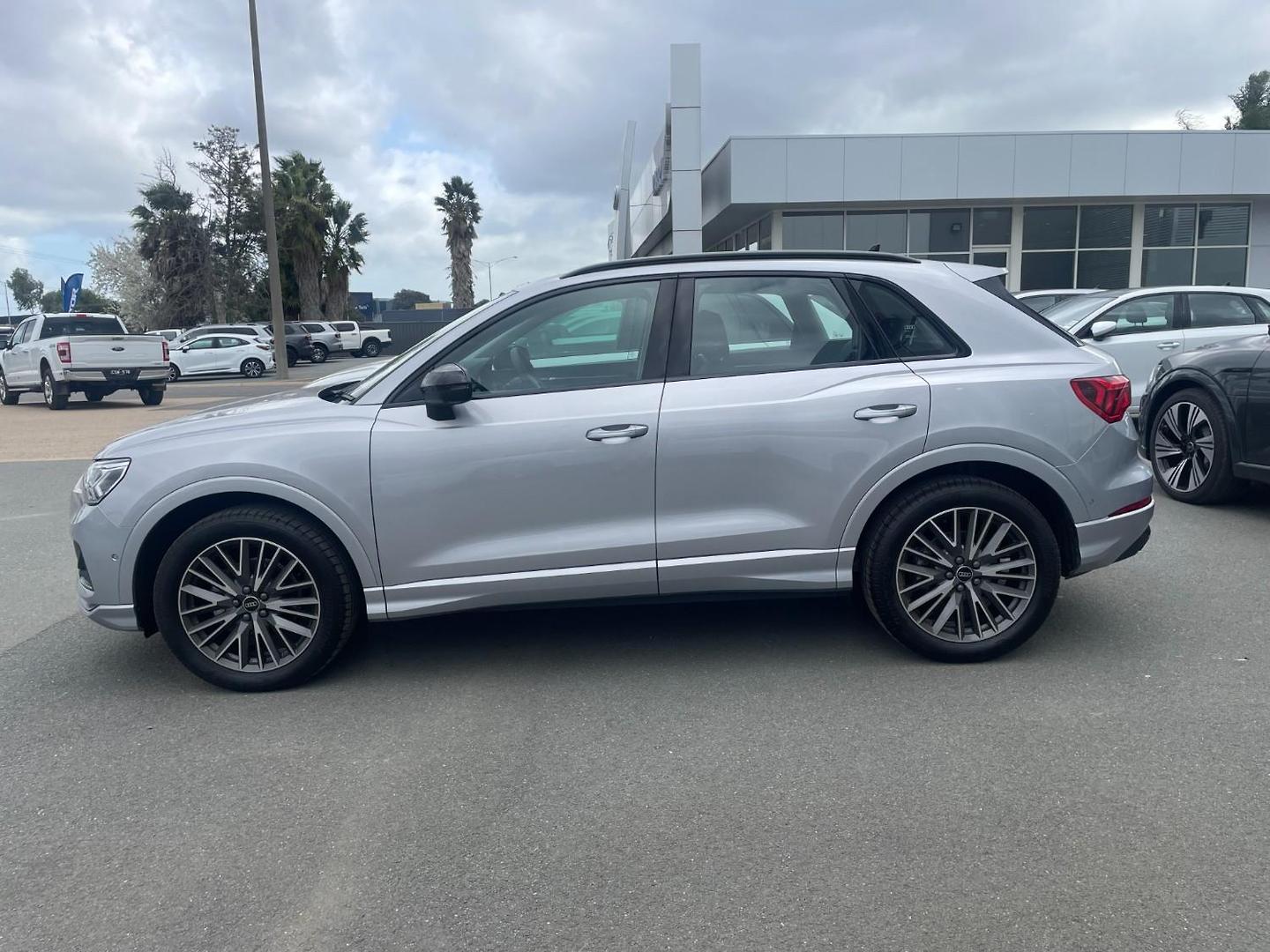 Image about Audi Q3 35 TFSI 110 kW S tronic