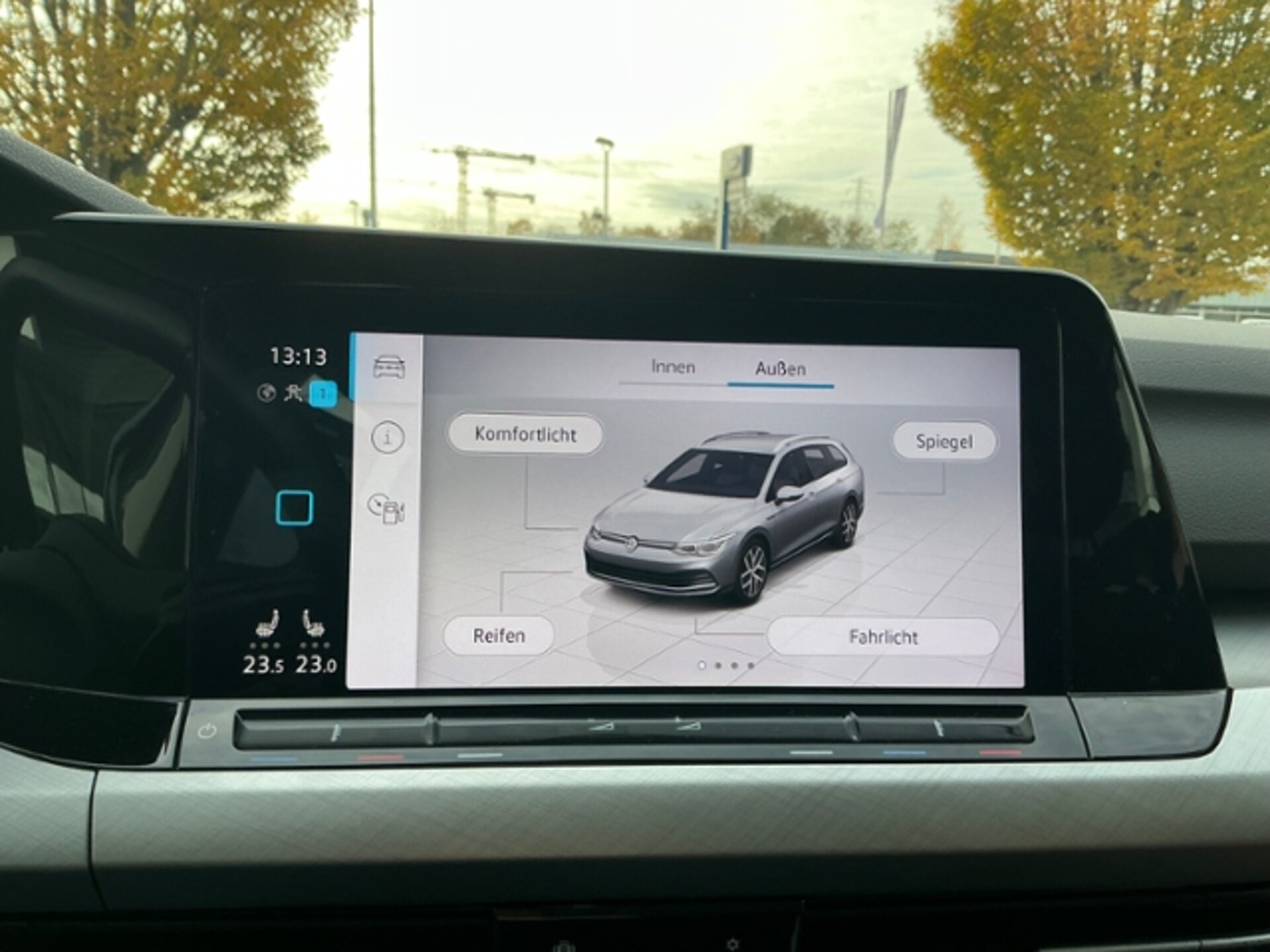 Volkswagen Golf Variant Life