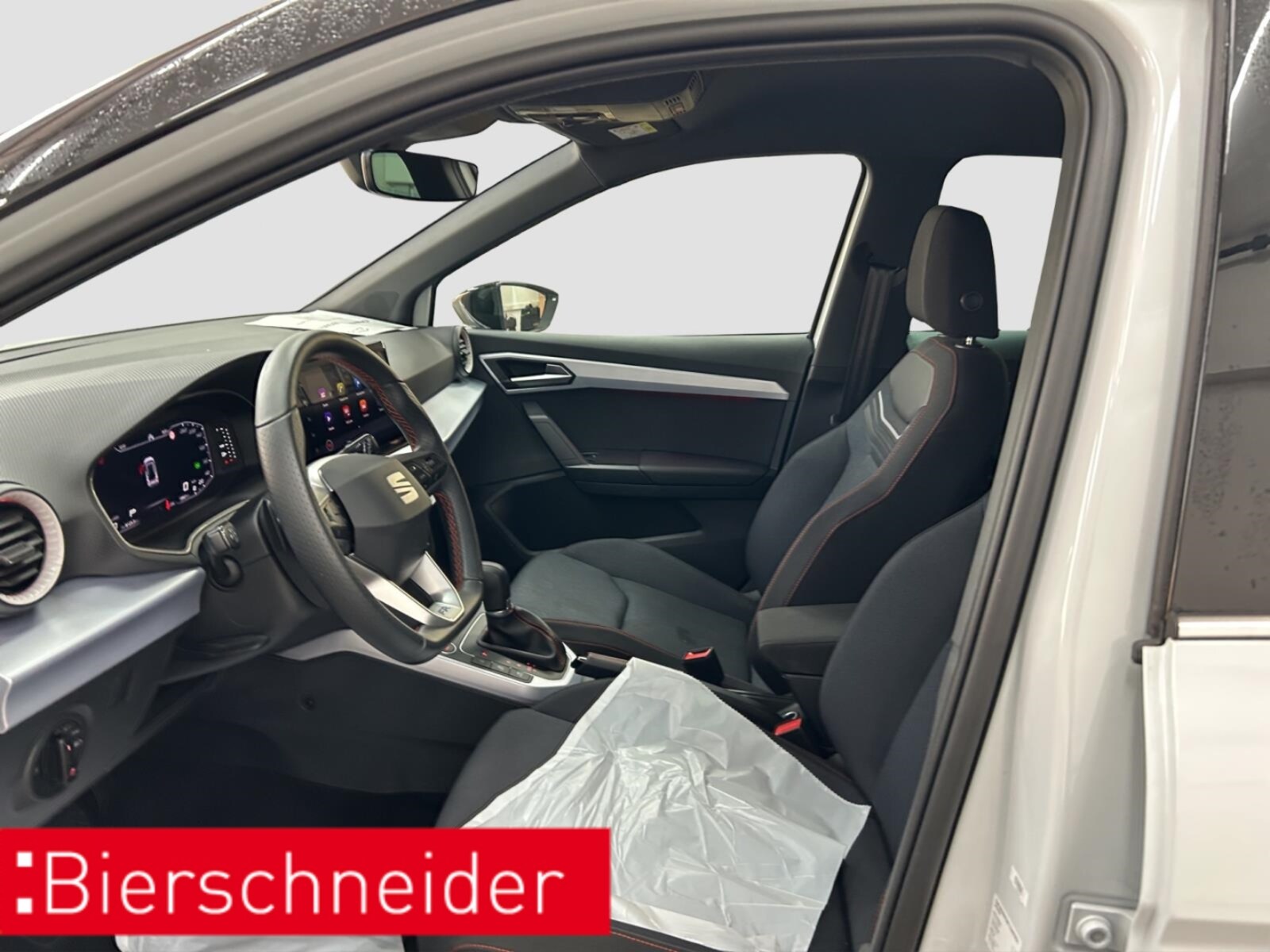 SEAT Arona – Bild 12