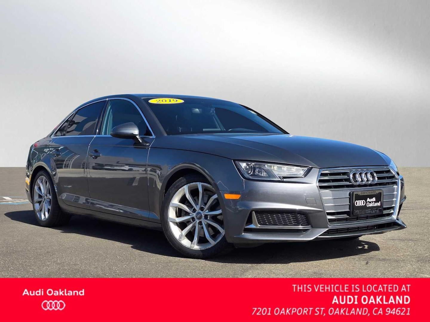 2019 Audi A4 2.0T FWD S tronic Premium's photo