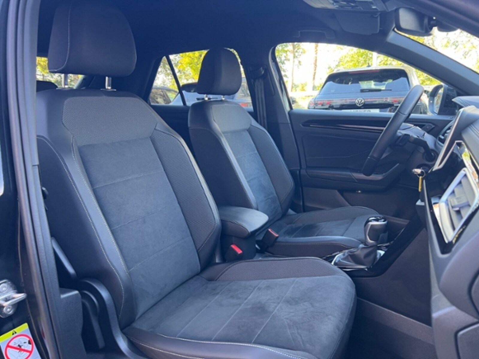 Volkswagen T-Roc – Bild 8