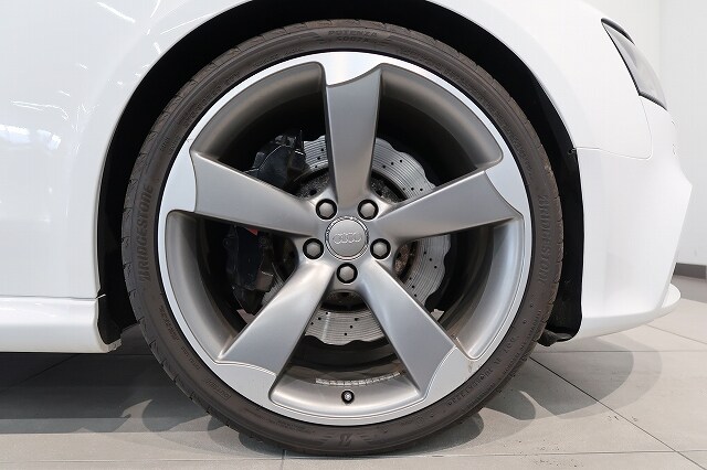 Image about Audi RS 5 Cabriolet RS 5 Cabriolet 4.2 FSI quattro	331(450)	kW(PS)	S tronic