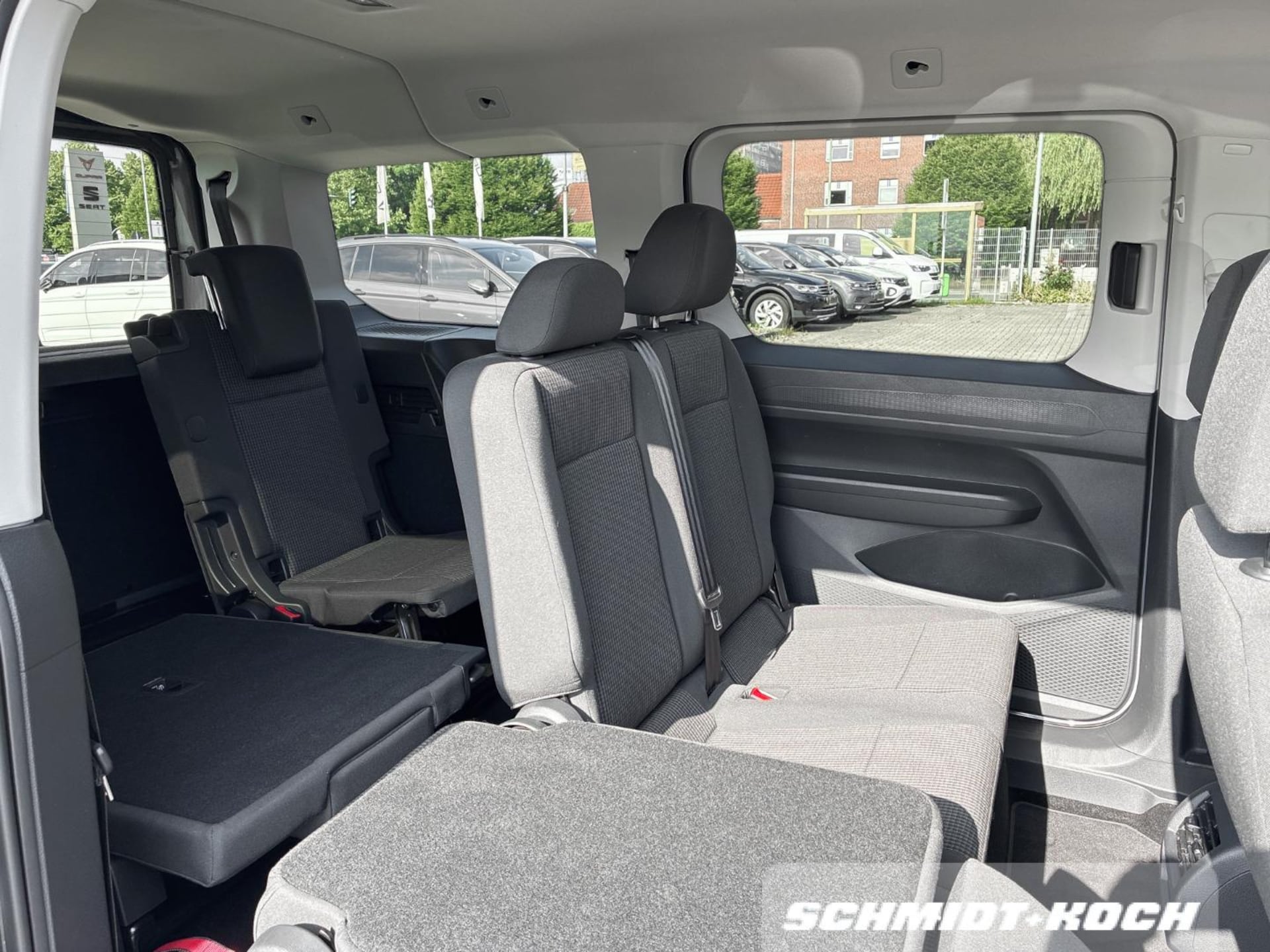 Volkswagen Caddy Maxi Basis-Modell