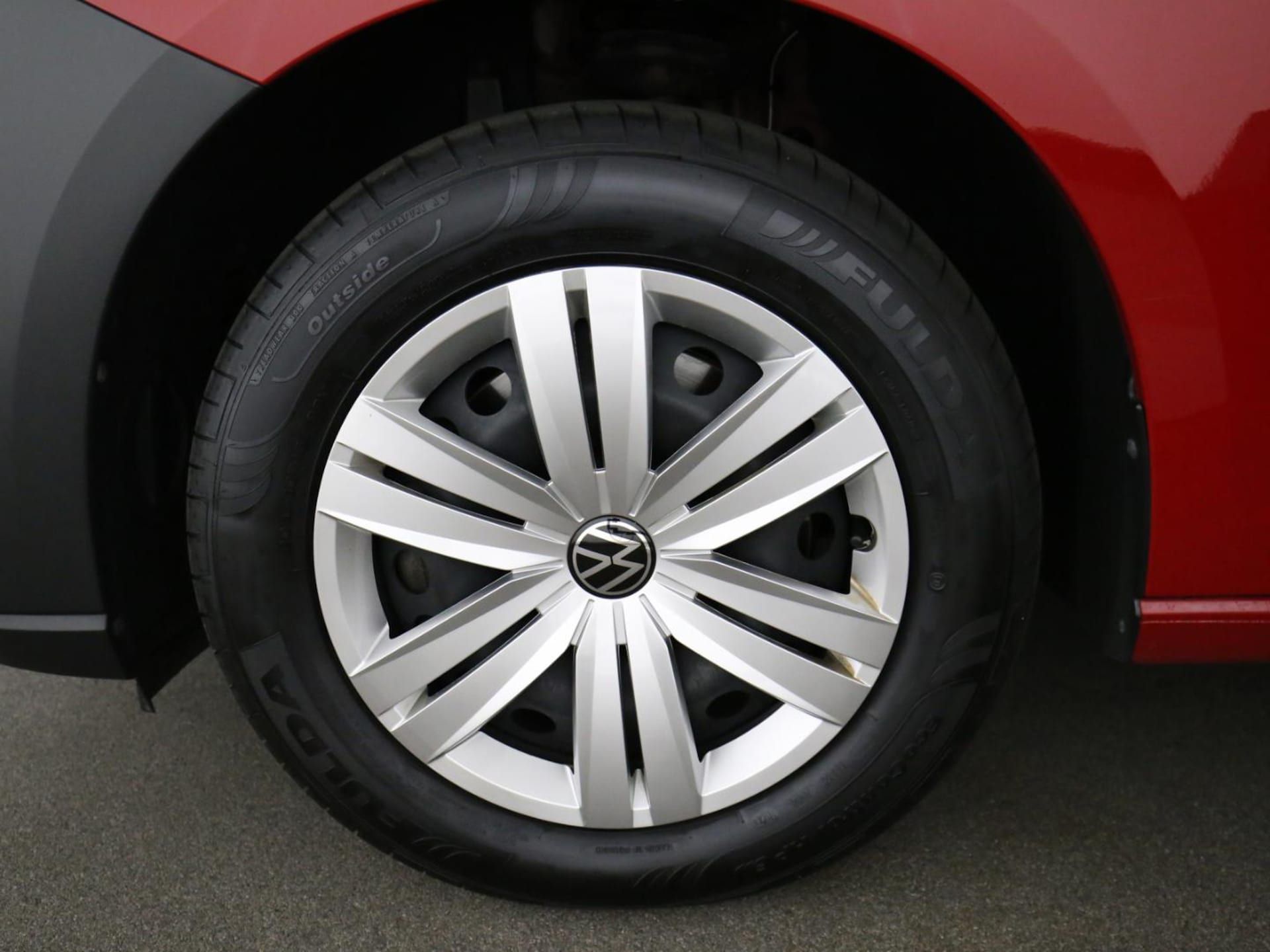 Volkswagen Caddy Basis-Modell